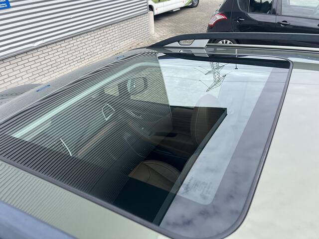 Subaru FORESTER 2.0i e-BOXER First Edition Automaat | Lage Kilometerstand | Trekhaak | All Season Banden | Elek. Schuif/Kantel Dak | Apple Carplay & Android Auto | Climate Control | 18" LM Velgen