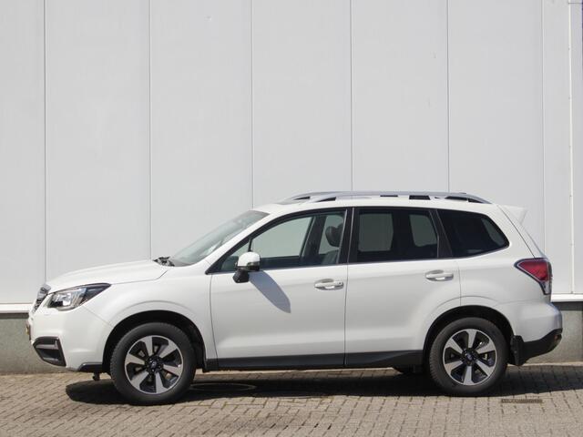 Subaru FORESTER 2.0 Premium | Navi | Cruise | Clima | Panodak | Trekhaak