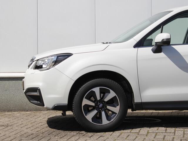 Subaru FORESTER 2.0 Premium | Navi | Cruise | Clima | Panodak | Trekhaak