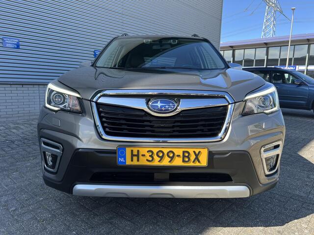 Subaru FORESTER 2.0i e-BOXER Premium Automaat | Apple Carplay & Android Auto | Cito Geleverd & Onderhouden | Trekhaak | Bruin Lederen Bekleding