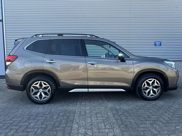 Subaru FORESTER 2.0i e-BOXER Premium Automaat | Apple Carplay & Android Auto | Cito Geleverd & Onderhouden | Trekhaak | Bruin Lederen Bekleding