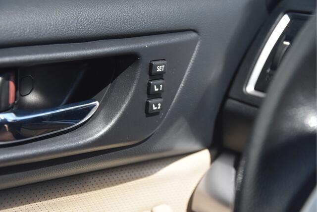 Subaru OUTBACK 2.5i Premium | Trekhaak | Led |