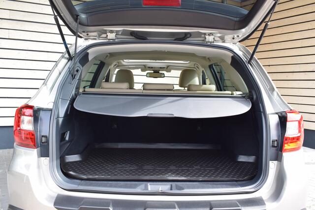Subaru OUTBACK 2.5i Premium - Afneembare trekhaak - Dealer onderhouden