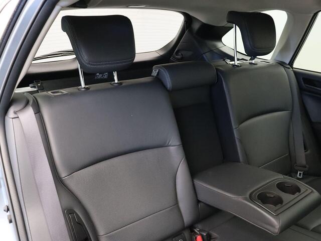 Subaru OUTBACK 2.5i Premium | 2000kg Trekgewicht | Stoelverwarming | Panoramadak | Lederen Bekleding |