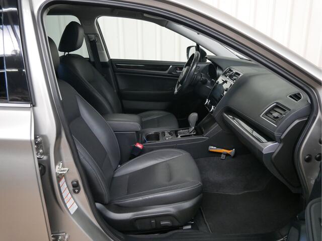 Subaru OUTBACK 2.5i Premium Eye-Sight / Navigatie / Apple Carplay en android auto