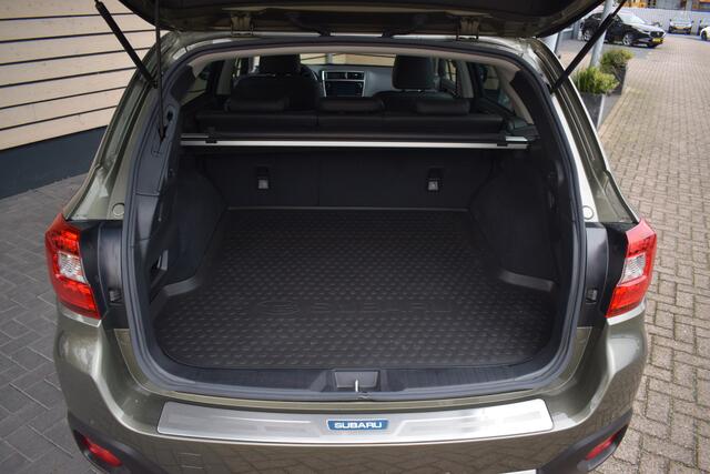 Subaru OUTBACK 2.5i AWD Premium - X-Explore - Trekhaak - Dealer onderhouden