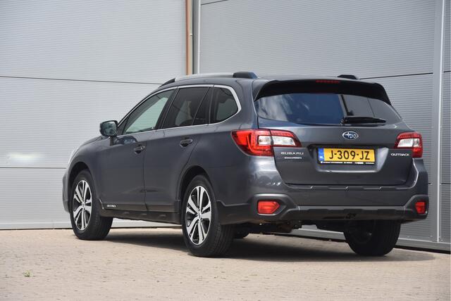 Subaru OUTBACK 2.5i Premium