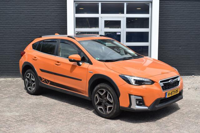 Subaru XV 2.0i e-BOXER Premium Hybride | Leder | Trekhaak | Open dak | Navigatie Zeer Compleet |