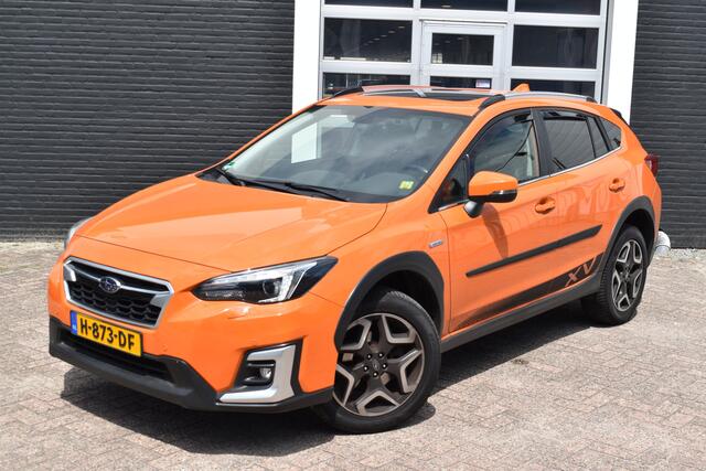 Subaru XV 2.0i e-BOXER Premium Hybride | Leder | Trekhaak | Open dak | Navigatie Zeer Compleet |