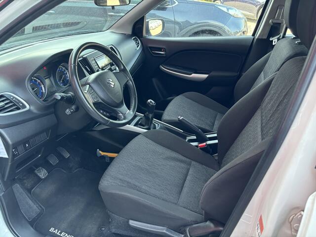 Suzuki BALENO 1.2 Exclusive TREKHAAK / XENON / STOELVERW / PDC / CRUISE / BLUETOOTH / AIRCO / ELEK RAMEN / NL-AUTO