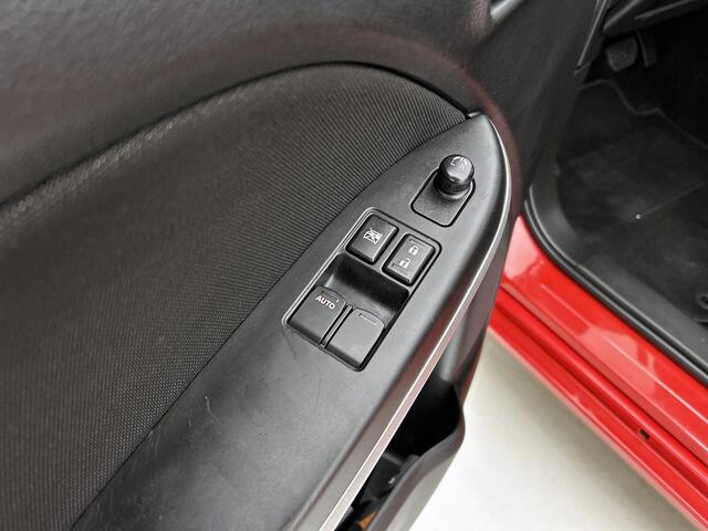 Suzuki BALENO 1.2 Dynamic | Apple Carplay / Android Auto (Navigatie) | Navigatie | Stoelverwarming vóór | Trekhaak | Cruise Control |