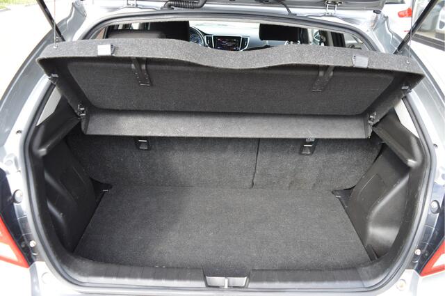 Suzuki BALENO 1.2 Smart Hybrid High Executive Nap / Clima / Lmv / Dab / Camera