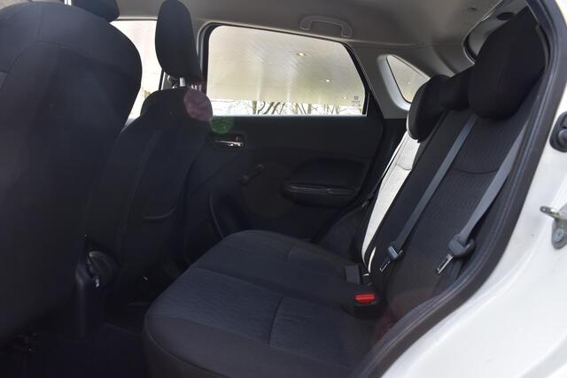 Suzuki BALENO 1.2 Dynamic Airco | Trekhaak | Stoelverwarming | 100% Onderhouden | 12 mnd BOVAG garantie | Whatsapp 06-53188999