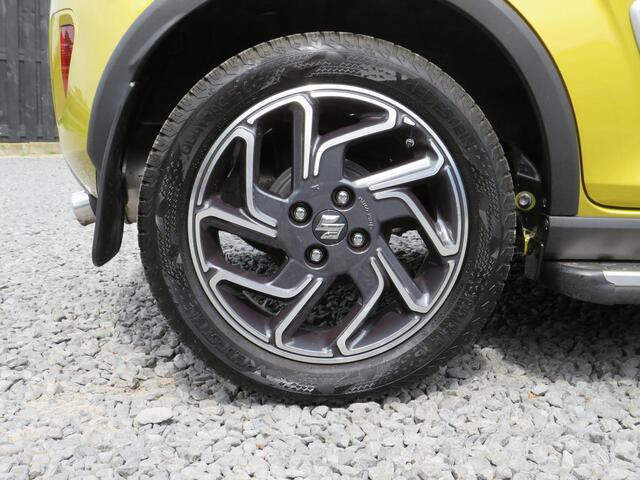 Suzuki IGNIS 1.2 Smart Hybrid Style, Automaat, 1e Eig. Dealer Zeer Compleet met o.a. JUNO velgen en Treeplanken!