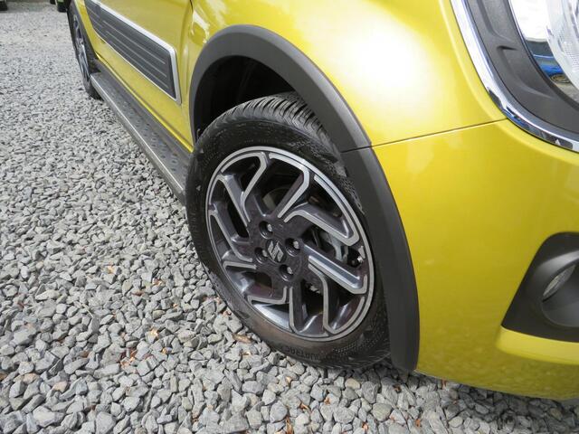 Suzuki IGNIS 1.2 Smart Hybrid Style, Automaat, 1e Eig. Dealer Zeer Compleet met o.a. JUNO velgen en Treeplanken!