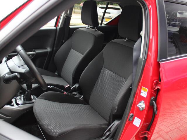 Suzuki IGNIS 1.2 Smart Hybrid Style, Stijl , Cruise Control, Keyless en Navigatie