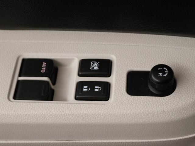 Suzuki IGNIS 1.2 Select | Apple Carplay / Android Auto (Navigatie) | Airco | Achteruitrijcamera | Stoelverwarming |