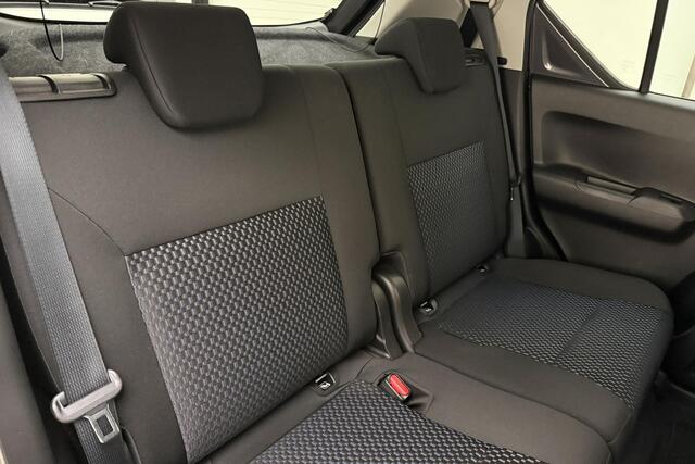 Suzuki IGNIS 1.2 Smart Hybrid Style 83pk | Automaat | Navigatie | Climate Control | Camera | Stoelverwarming | Hoge Zit | Lichtmetalen Velgen