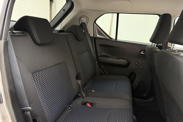Suzuki IGNIS 1.2 Smart Hybrid Select 83pk | Camera | Airco | Lichtmetalen Velgen | Stoelverwarming | Apple Carplay - Android Auto | Dakrails | Hoge Instap