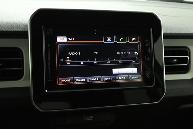 Suzuki IGNIS 1.2 Smart Hybrid Style | Climate control | Cruise control | Navigatie | Camera | Stoelverwarming | Lichtmetalen velgen | Apple carplay, android auto | parkeersensoren achter |