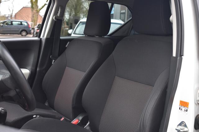 Suzuki IGNIS 1.2 Stijl Smart Hybrid 1e Eigenaar | 100% Dealer onderhouden | Navigatie | Stoelverwarming | 12 mnd BOVAG garantie | Whatsapp 06-53188999