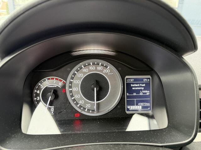 Suzuki IGNIS 1.2 Smart Hybrid Style | Trekhaak | Navigatie | LED | Cruise Control | Climate Control | Stoelverwarming | Parkeercamera | Keyless Entry/ Start | Hoge Zit | Dakrails.