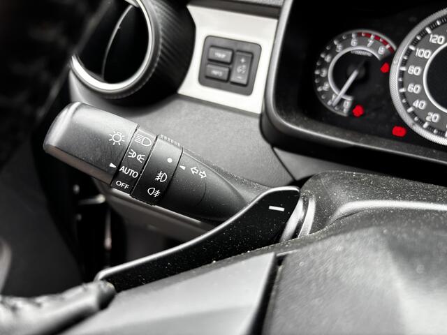 Suzuki IGNIS 1.2 Smart Hybrid Style Trekhaak Navi Acamera Nap