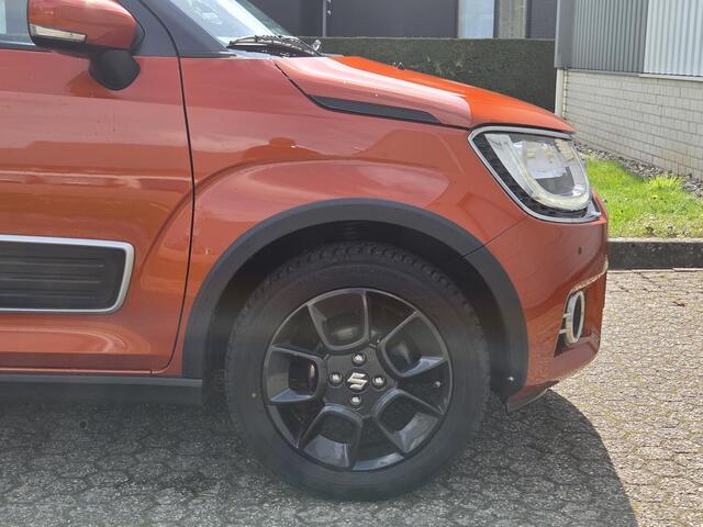 Suzuki IGNIS 1.2 Stijl Smart Hybrid / Achteruitrijcamera / Navigatie / Cruise Control / Stoelverwarming voor / Trekhaak /