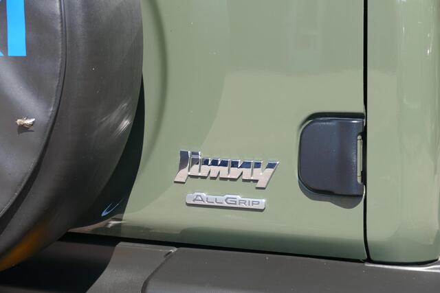 Suzuki JIMNY 1.5 Stijl | ALLGRIP 4x4 | 4 zits | BULLBAR | SIDEBARS | NL AUTO | DEALERONDERHOUDEN | LAGE KM-STAND | RIJKLAARPRIJS |