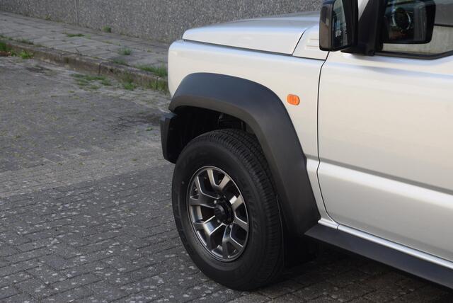 Suzuki JIMNY 1.5 Stijl | Nieuwstaat!! | Nederlands en dealer onderhouden | Trekhaak afneembaar |