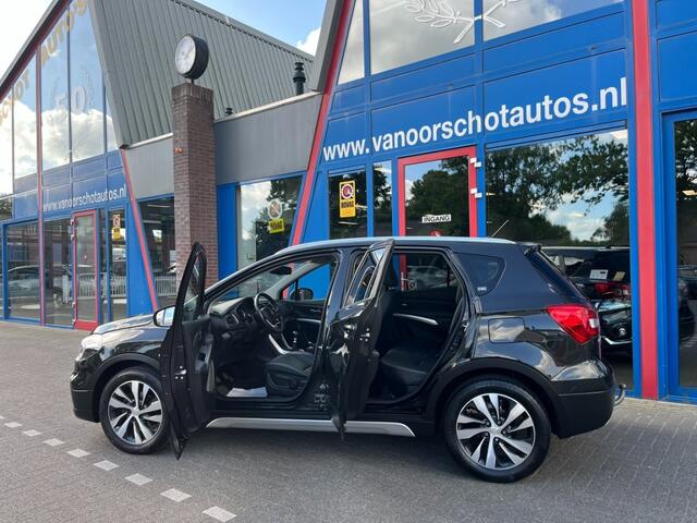 Suzuki S-Cross 1.4 140pk Panodak Navi Carplay Leer Airco(ECC)