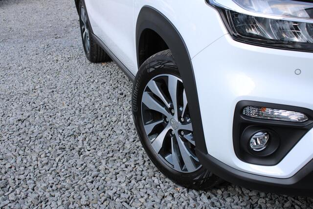 Suzuki S-Cross 1.5 Hybrid Style, Automaat, Trekhaak ORG NL met 6 360 Camera, Draadloos Carplay en Dealer onderhouden!