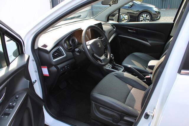Suzuki S-Cross 1.5 Hybrid Style, Automaat, Trekhaak ORG NL met 6 360 Camera, Draadloos Carplay en Dealer onderhouden!