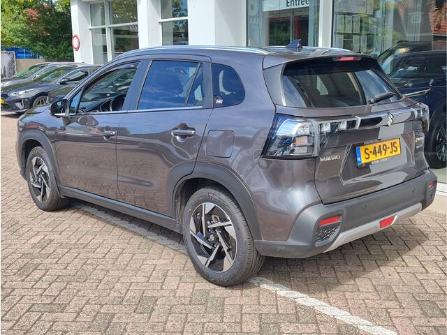 Suzuki S-Cross 1.4 BOOSTERJET STYLE SMART HYBRID 360 Camera | Dodehoeksensoren | Keyless