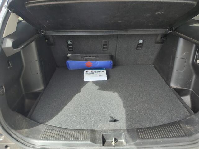 Suzuki S-Cross 1.4 BOOSTERJET STYLE SMART HYBRID 360 Camera | Dodehoeksensoren | Keyless