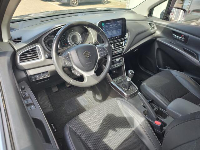 Suzuki S-Cross 1.4 BOOSTERJET STYLE SMART HYBRID 360 Camera | Dodehoeksensoren | Keyless