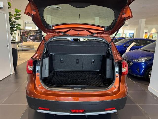 Suzuki S-Cross 1.4 BOOSTERJET STYLE SMART HYBRID Open dak | Leder | Adaptive Cruise