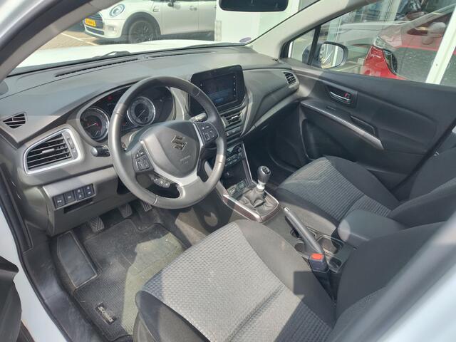 Suzuki S-Cross 1.4 BOOSTERJET SELECT SMART HYBRID Carplay/Android | Adaptive Cruise | Dodehoeksensoren