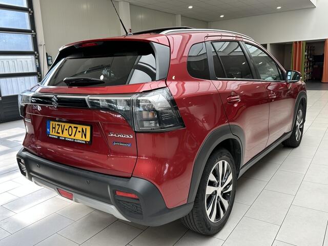Suzuki S-Cross 1.5 Hybrid Style [ PANORAMADAK I 360 CAMERA I NAVI I AUTOMAAT ]