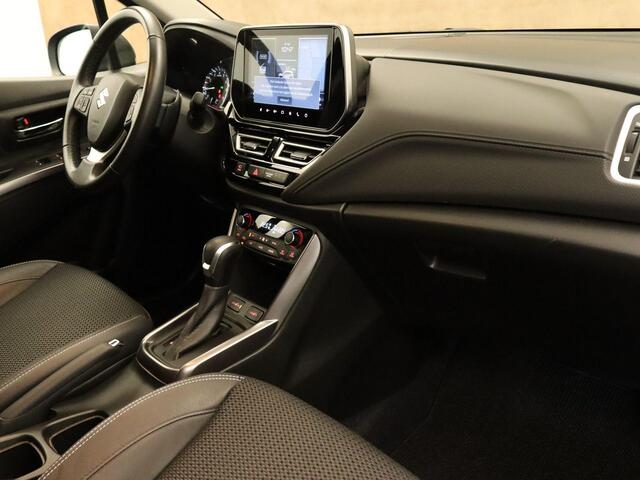 Suzuki S-Cross 1.5 Hybrid Style - AFNEEMBARE TREKHAAK 1200KG GEREMD TREKGEWICHT - PARKEERSENSOREN VOOR EN ACHTER - 360 GRADEN CAMERA - DODEHOEK DETECTIE - STOEL VERWARMING - NAVIGATIE - APPLE CARPLAY/ANDROID AUTO - KEYLESS ENTRY & START