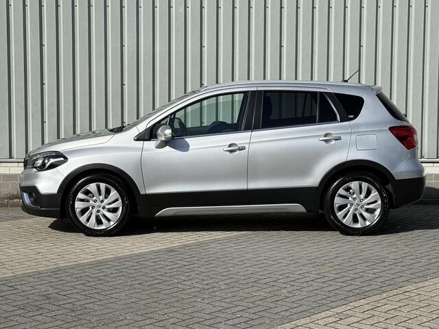 Suzuki S-Cross 1.0 Boosterjet Exclusive / Stoelverwarming / Navigatie / Achteruitrijcamera / All Season banden / Climate Control / Xenon verlichting /