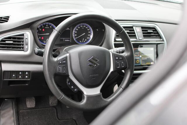 Suzuki S-Cross 1.4 Boosterjet Select Smart Hybrid Trekhaak, All-season banden