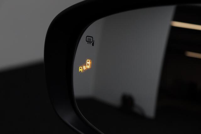 Suzuki S-Cross 1.5 Hybrid AllGrip Style | 1.500 KG Trekkracht | Panoramadak | Adaptive-cruise | 360° Camera | Clima | Parkeerhulp | Navigatie | Apple Carplay & Android Auto | Keyless | Dodehoekdetectie