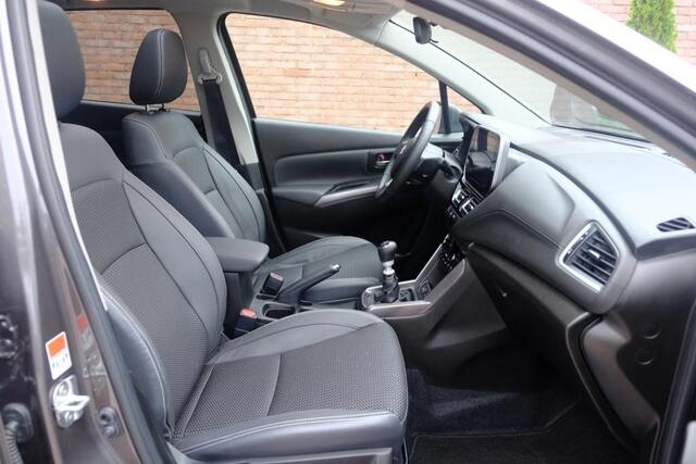 Suzuki S-Cross 1.4 Boosterjet 130pk Style Smart Hybrid | Navi | App Connect | Climate | Adaptive Cruise | Panoramadak | 360° Camera | Keyless | Blind Spot