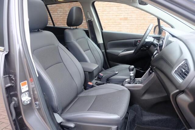 Suzuki S-Cross 1.4 Boosterjet 130pk Style Smart Hybrid | Navi | App Connect | Climate | Adaptive Cruise | Panoramadak | 360° Camera | Keyless | Blind Spot