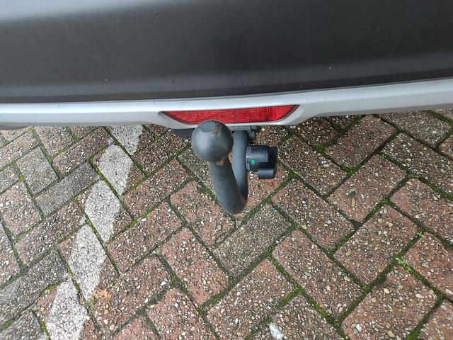 Suzuki S-Cross 1.5 HYBRID SELECT AUT. Trekhaak | Keyless | Parkeersensoren V+A