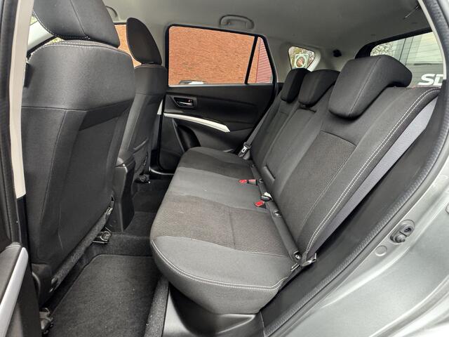 Suzuki S-Cross 1.0 Boosterjet Select // NAVI // CAMERA // CLIMA // CRUISE // STOEL VERWARMING // TREKHAAK //