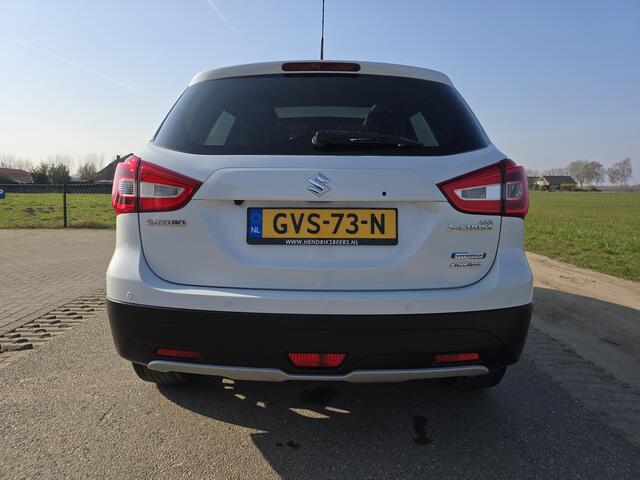 Suzuki S-Cross 1.4 Boosterjet AllGrip 4WD Style Smart Hybrid - 130 Pk - Automaat - Navi - Camera - Stoelverwarming