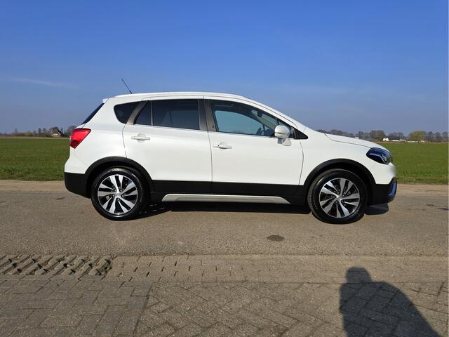 Suzuki S-Cross 1.4 Boosterjet AllGrip 4WD Style Smart Hybrid - 130 Pk - Automaat - Navi - Camera - Stoelverwarming