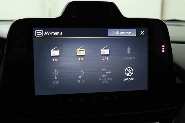 Suzuki S-Cross 1.4 Boosterjet Style Hybrid | Climate control | Cruise control adaptive | Navigatie | Apple carplay, Android auto | 360 gr. camera | Stoelverwarming | Leder |